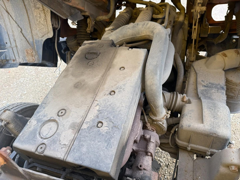 Truk box Mercedes-Benz SK 814 (STEEL SUSPENSION & MANUAL GEARBOX / SUSPENSION LAMES & BOITE MANUELLE): gambar 18 Truk box Mercedes-Benz SK 814 (STEEL SUSPENSION & MANUAL GEARBOX / SUSPENSION LAMES & BOITE MANUELLE): gambar 18