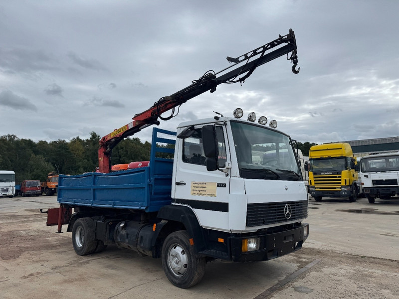 Mercedes-Benz SK 917 (STEEL SUSPENSION / PARLFINGER CRANE / AUXILIARY / 6 CYLINDER WITH MANUAL PUMP) - Truk jungkit, Truk derek: gambar 3 Mercedes-Benz SK 917 (STEEL SUSPENSION / PARLFINGER CRANE / AUXILIARY / 6 CYLINDER WITH MANUAL PUMP) - Truk jungkit, Truk derek: gambar 3