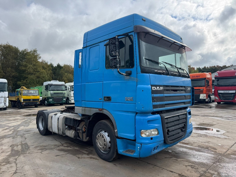 DAF 105 XF 460 Space Cab (MANUAL GEARBOX / BOITE MANUELLE) - Tractor head: gambar 3 DAF 105 XF 460 Space Cab (MANUAL GEARBOX / BOITE MANUELLE) - Tractor head: gambar 3