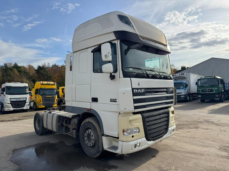 DAF 105 XF 460 Super Space Cab (MANUAL GEARBOX / BOITE MANUELLE) - Tractor head: gambar 3 DAF 105 XF 460 Super Space Cab (MANUAL GEARBOX / BOITE MANUELLE) - Tractor head: gambar 3