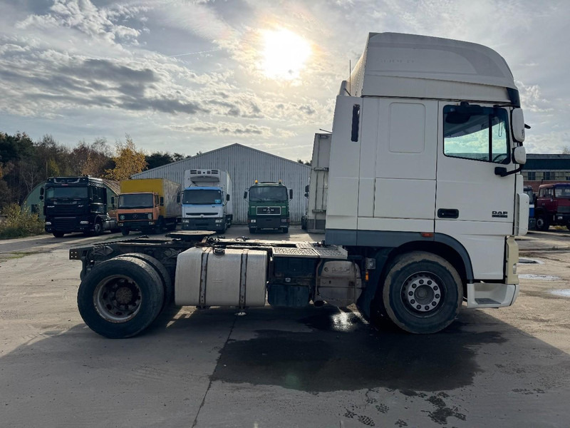 DAF 105 XF 460 Super Space Cab (MANUAL GEARBOX / BOITE MANUELLE) - Tractor head: gambar 4 DAF 105 XF 460 Super Space Cab (MANUAL GEARBOX / BOITE MANUELLE) - Tractor head: gambar 4
