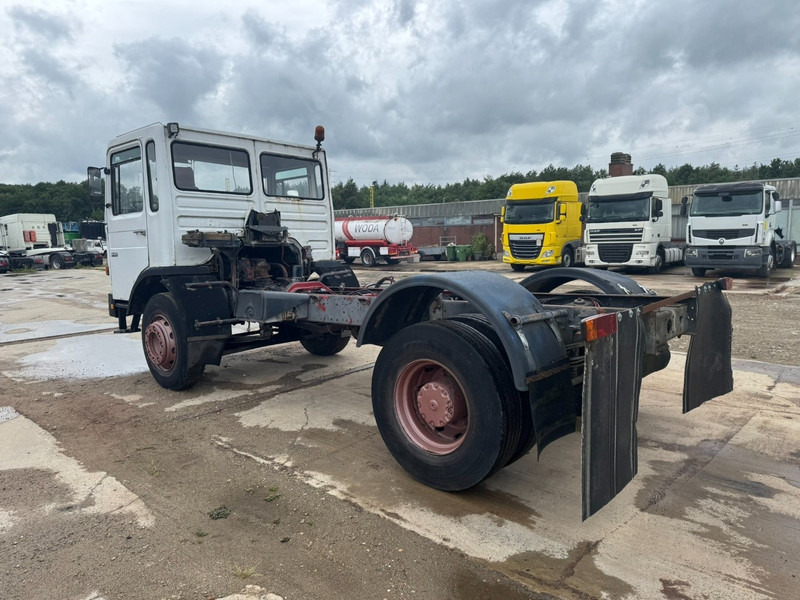 Tractor head MAN 16.170 (BIG AXLE / STEEL SUSPENSION / 6 CYLINDER WITH MANUAL PUMP): gambar 7