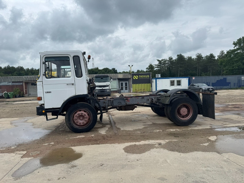 Tractor head MAN 16.170 (BIG AXLE / STEEL SUSPENSION / 6 CYLINDER WITH MANUAL PUMP): gambar 8