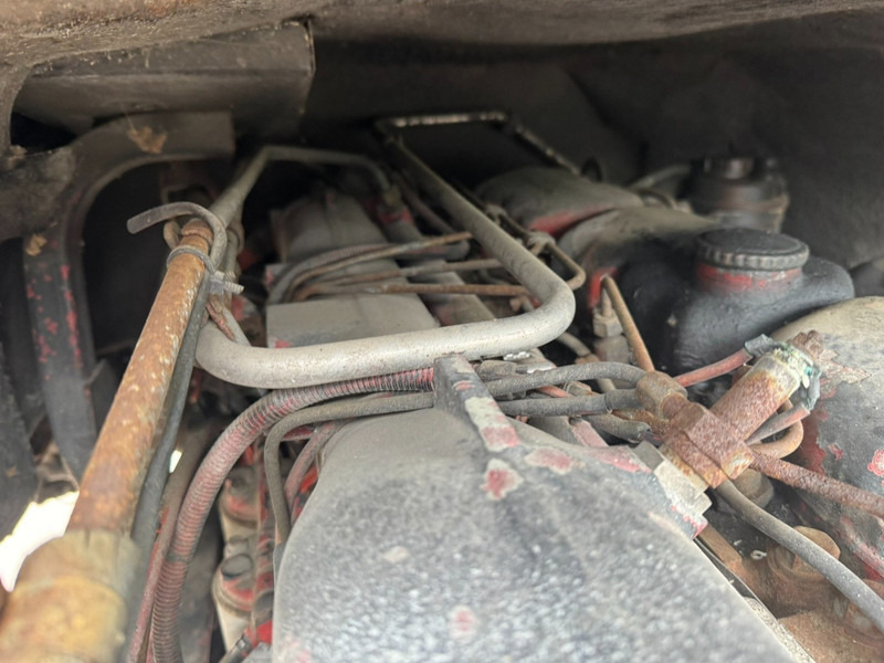 Tractor head MAN 16.170 (BIG AXLE / STEEL SUSPENSION / 6 CYLINDER WITH MANUAL PUMP): gambar 18