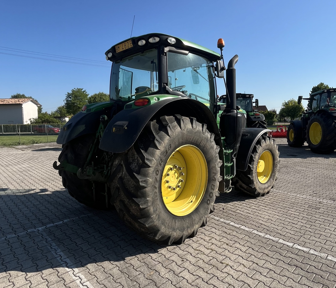 JOHN DEERE 6175 R - Traktor: gambar 4 JOHN DEERE 6175 R - Traktor: gambar 4