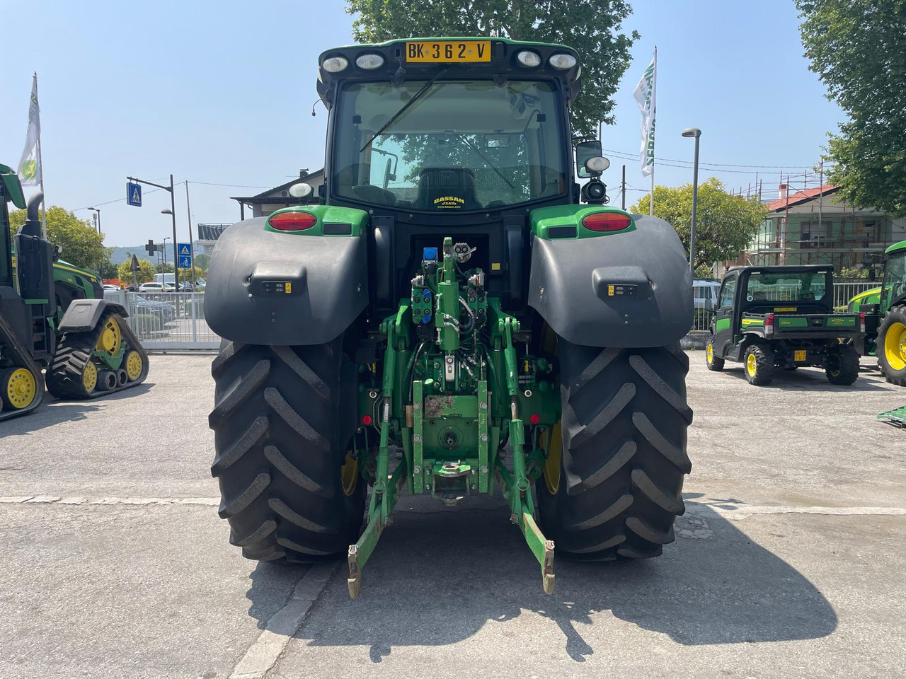 JOHN DEERE 6190 R - Traktor: gambar 5 JOHN DEERE 6190 R - Traktor: gambar 5