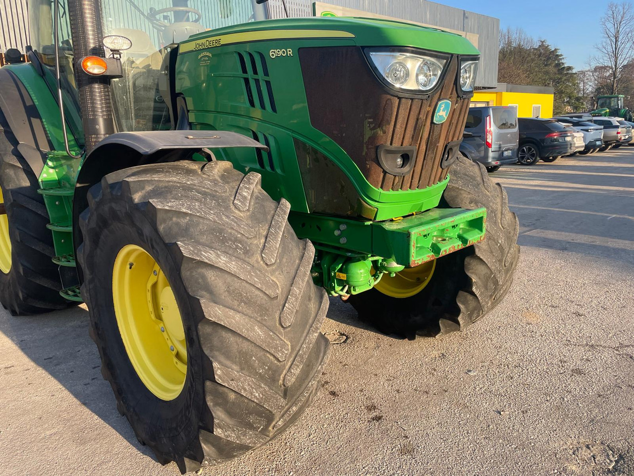 JOHN DEERE 6190 R - Traktor: gambar 3 JOHN DEERE 6190 R - Traktor: gambar 3