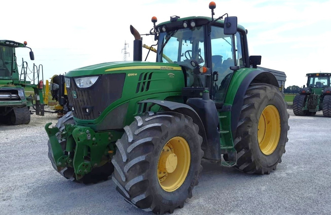 JOHN DEERE 6195 M - Traktor: gambar 1 JOHN DEERE 6195 M - Traktor: gambar 1