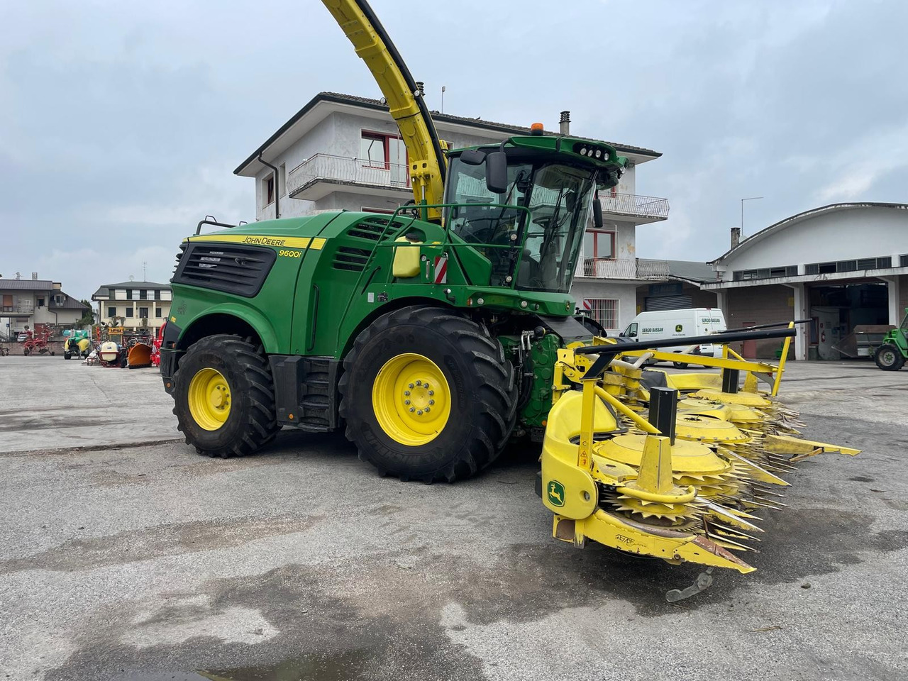 JOHN DEERE 9600i - Pemanen hijauan: gambar 2 JOHN DEERE 9600i - Pemanen hijauan: gambar 2