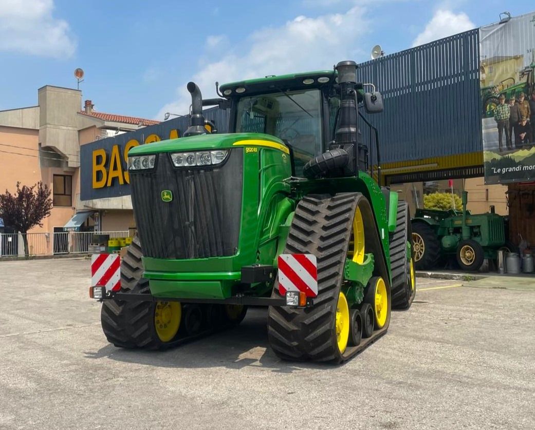 JOHN DEERE 9RX 520 - Traktor: gambar 1 JOHN DEERE 9RX 520 - Traktor: gambar 1
