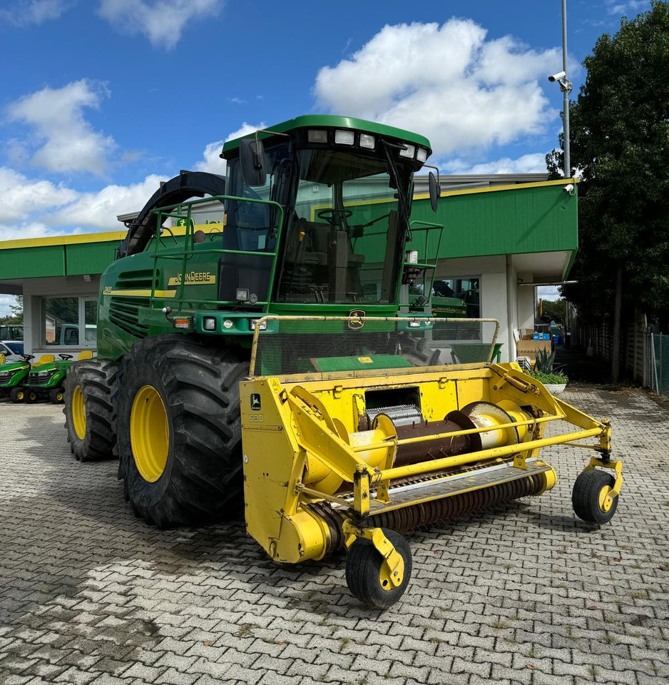 JOHN DEERE TRINCIA 7400 - Pemanen hijauan: gambar 5 JOHN DEERE TRINCIA 7400 - Pemanen hijauan: gambar 5