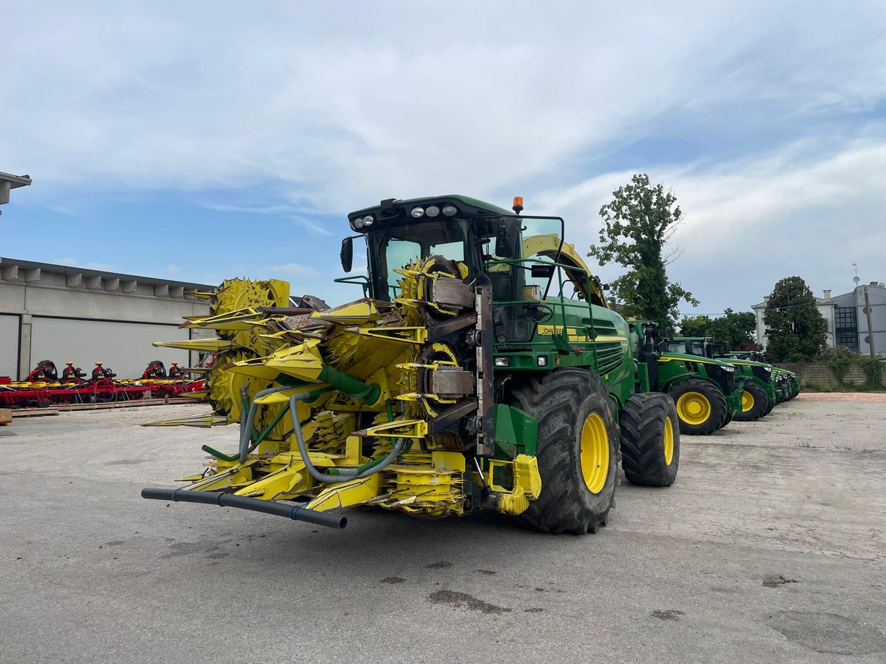 JOHN DEERE TRINCIA 7950 - Pemanen hijauan: gambar 3 JOHN DEERE TRINCIA 7950 - Pemanen hijauan: gambar 3