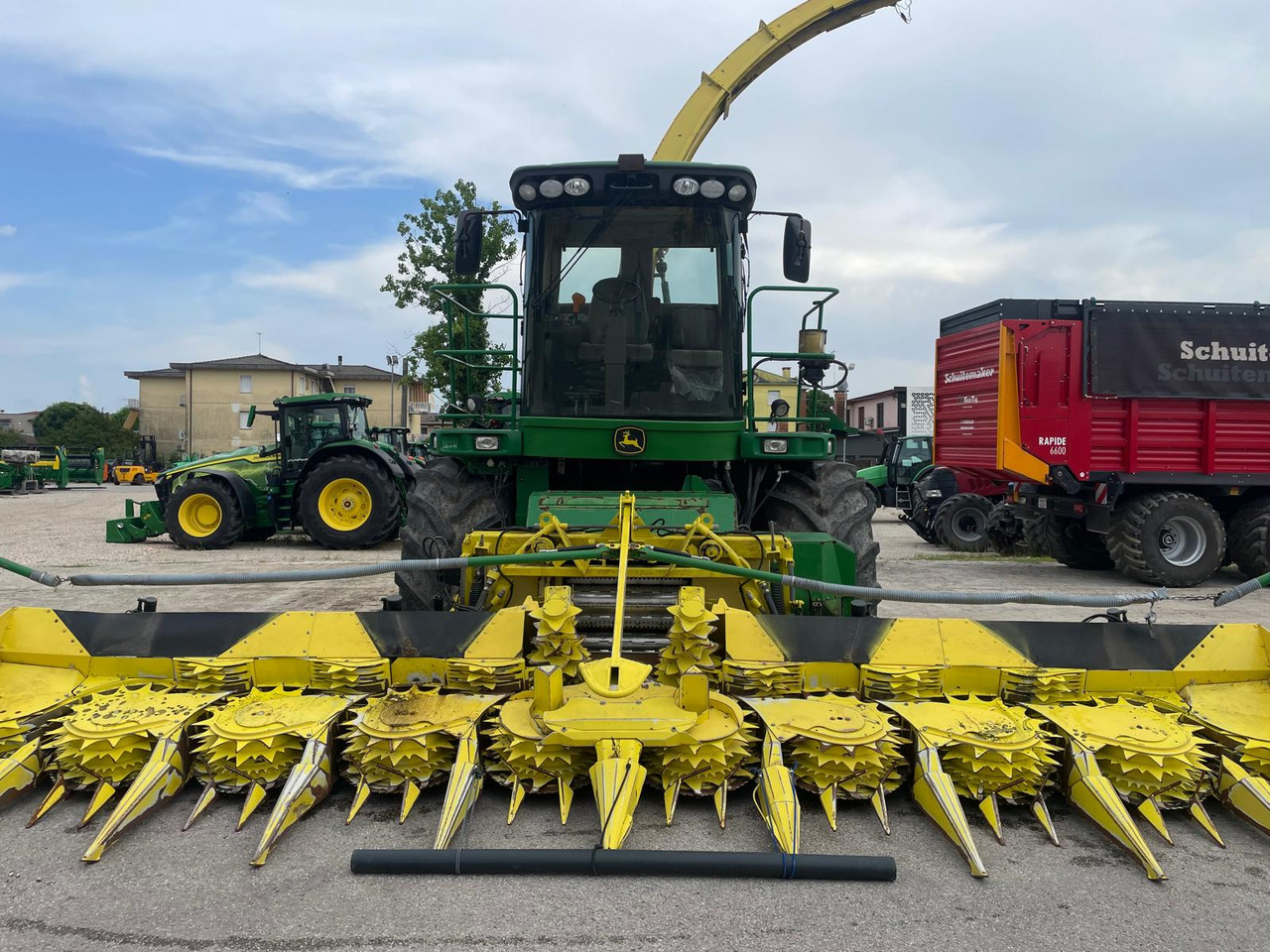 JOHN DEERE TRINCIA 7950 - Pemanen hijauan: gambar 2 JOHN DEERE TRINCIA 7950 - Pemanen hijauan: gambar 2