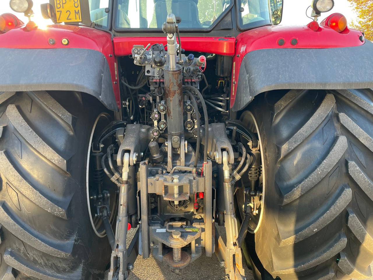 MASSEY FERGUSON 7718 DYNA-VT - Traktor: gambar 4 MASSEY FERGUSON 7718 DYNA-VT - Traktor: gambar 4
