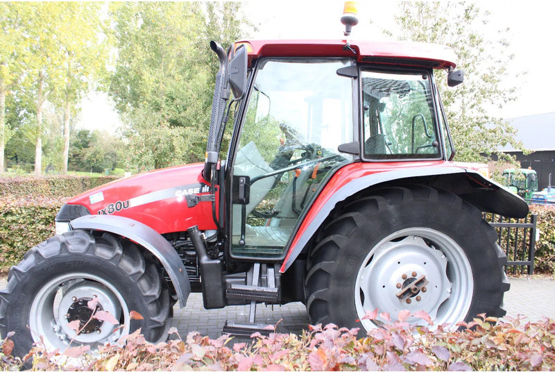 Case IH JX80U - Traktor: gambar 5 Case IH JX80U - Traktor: gambar 5