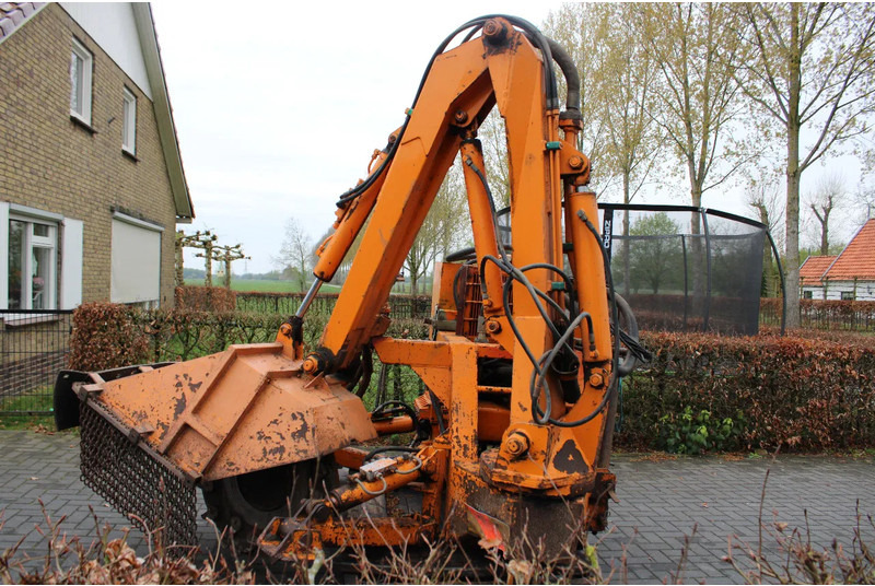 Diversen Hemos Stobbenfrees 400 - Penggiling tunggul: gambar 4 Diversen Hemos Stobbenfrees 400 - Penggiling tunggul: gambar 4