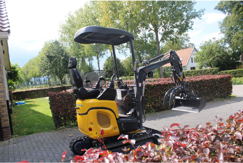 Eurotrac HE 12 servo - Ekskavator mini: gambar 3 Eurotrac HE 12 servo - Ekskavator mini: gambar 3
