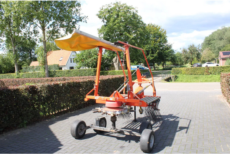 Fella TS 350 - Tedder/ Menyapu: gambar 4 Fella TS 350 - Tedder/ Menyapu: gambar 4