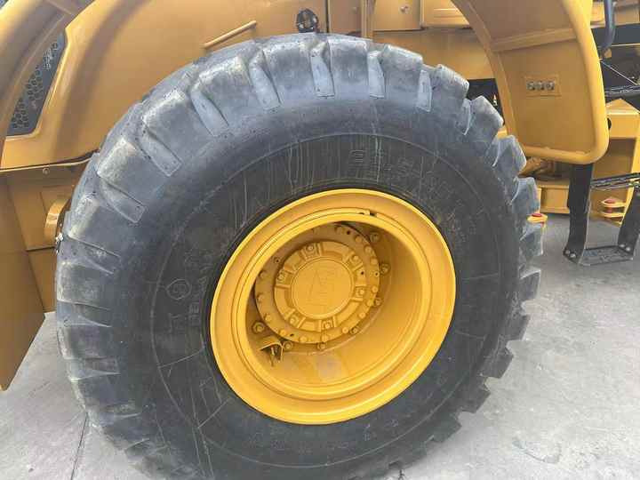98%New Loaders Cat 966H High Efficiency Wheel Loader Cat 966H Powerful Chinese Made Front Loader Road Machine - Wheel loader: gambar 5 98%New Loaders Cat 966H High Efficiency Wheel Loader Cat 966H Powerful Chinese Made Front Loader Road Machine - Wheel loader: gambar 5