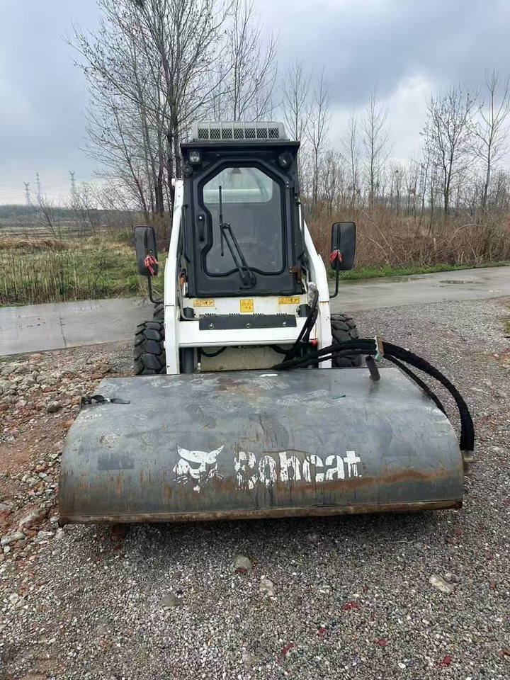 BOBCAT S18 - Skid steer: gambar 4 BOBCAT S18 - Skid steer: gambar 4