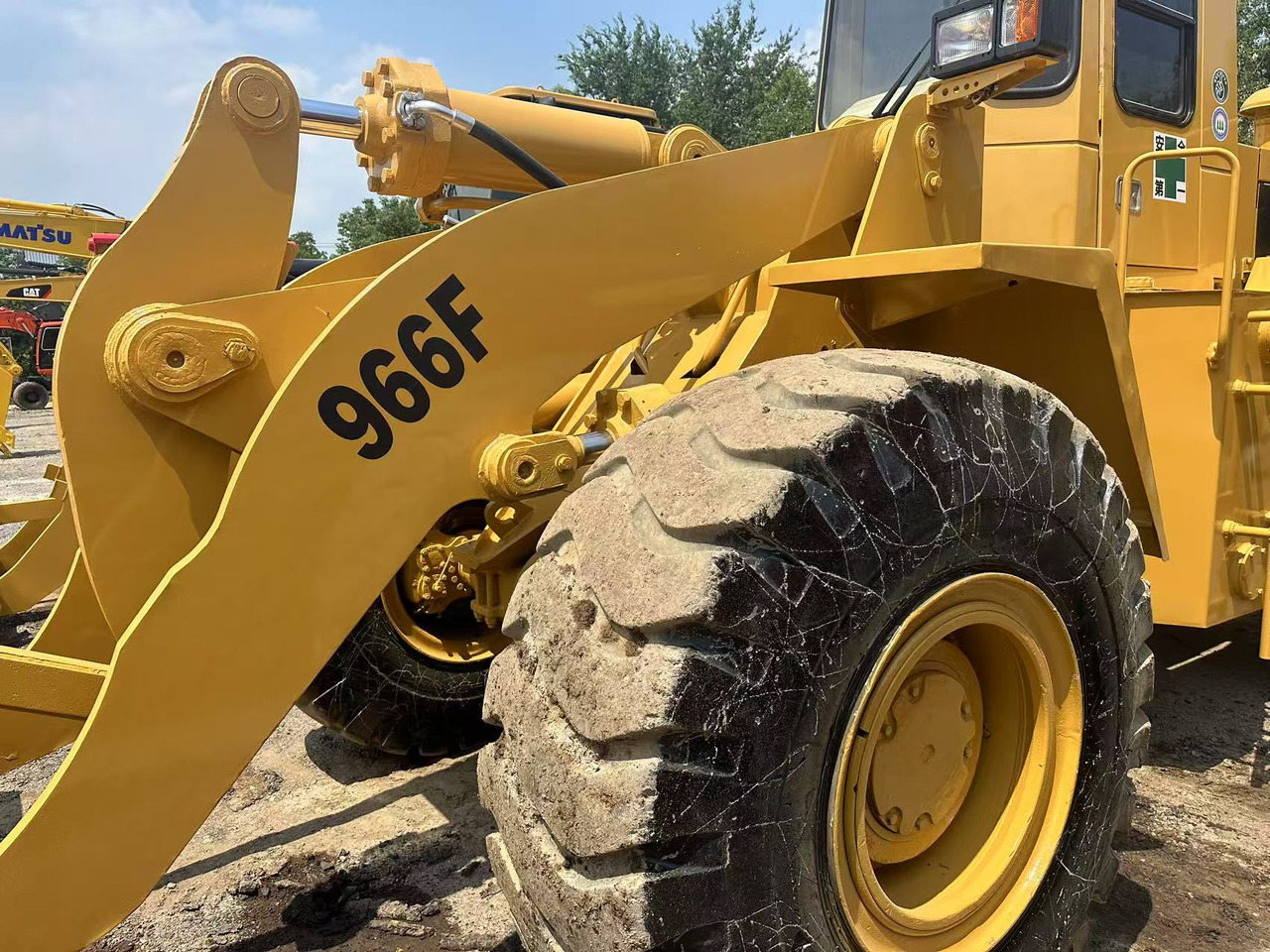 BOBCAT used cat 966f laoder - Wheel loader: gambar 4 BOBCAT used cat 966f laoder - Wheel loader: gambar 4