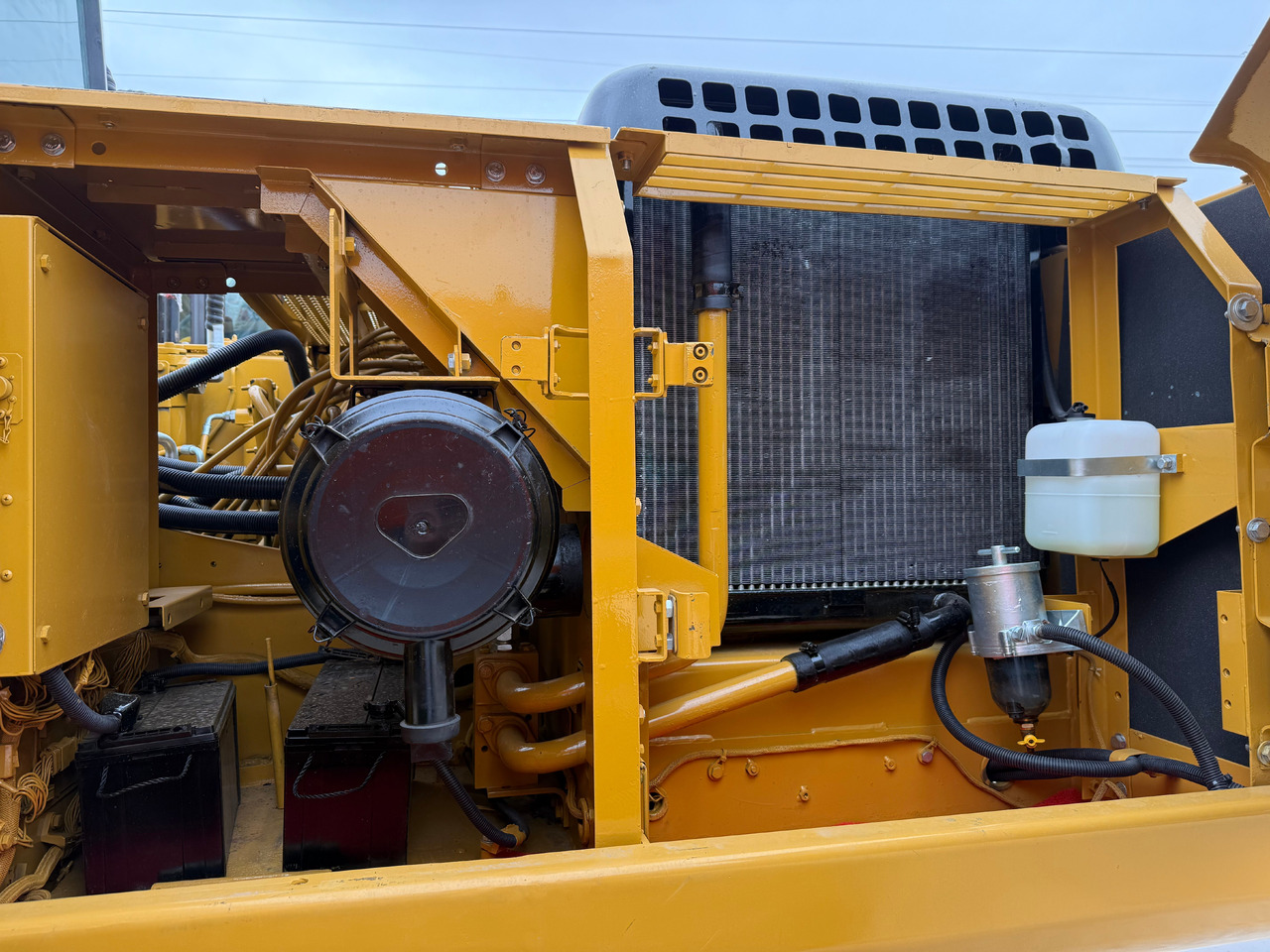 Ekskavator perayap CATERPILLAR 320B [ Copy ] [ Copy ] [ Copy ]: gambar 11