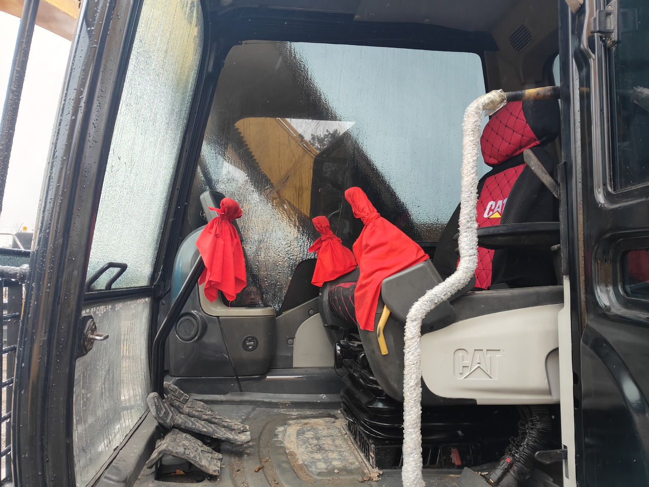 Ekskavator perayap CATERPILLAR 320D [ Copy ] [ Copy ] [ Copy ]: gambar 23