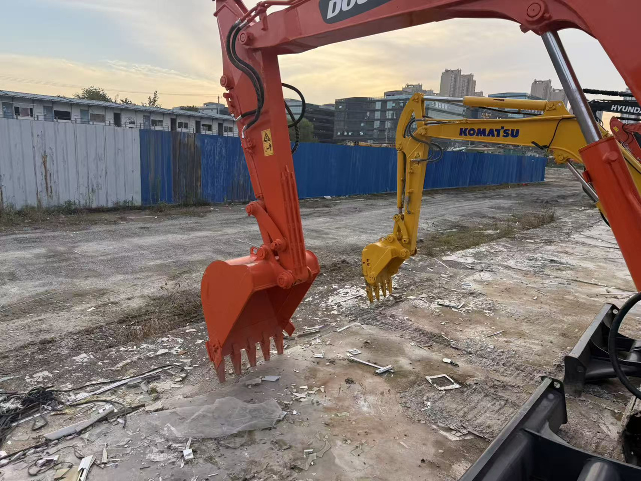 DOOSAN Used large Doosan DX60 excavators, original DX60 used excavators, 6-ton DX60 hydraulic excavators, best-selling at low prices. - Ekskavator mini: gambar 5 DOOSAN Used large Doosan DX60 excavators, original DX60 used excavators, 6-ton DX60 hydraulic excavators, best-selling at low prices. - Ekskavator mini: gambar 5