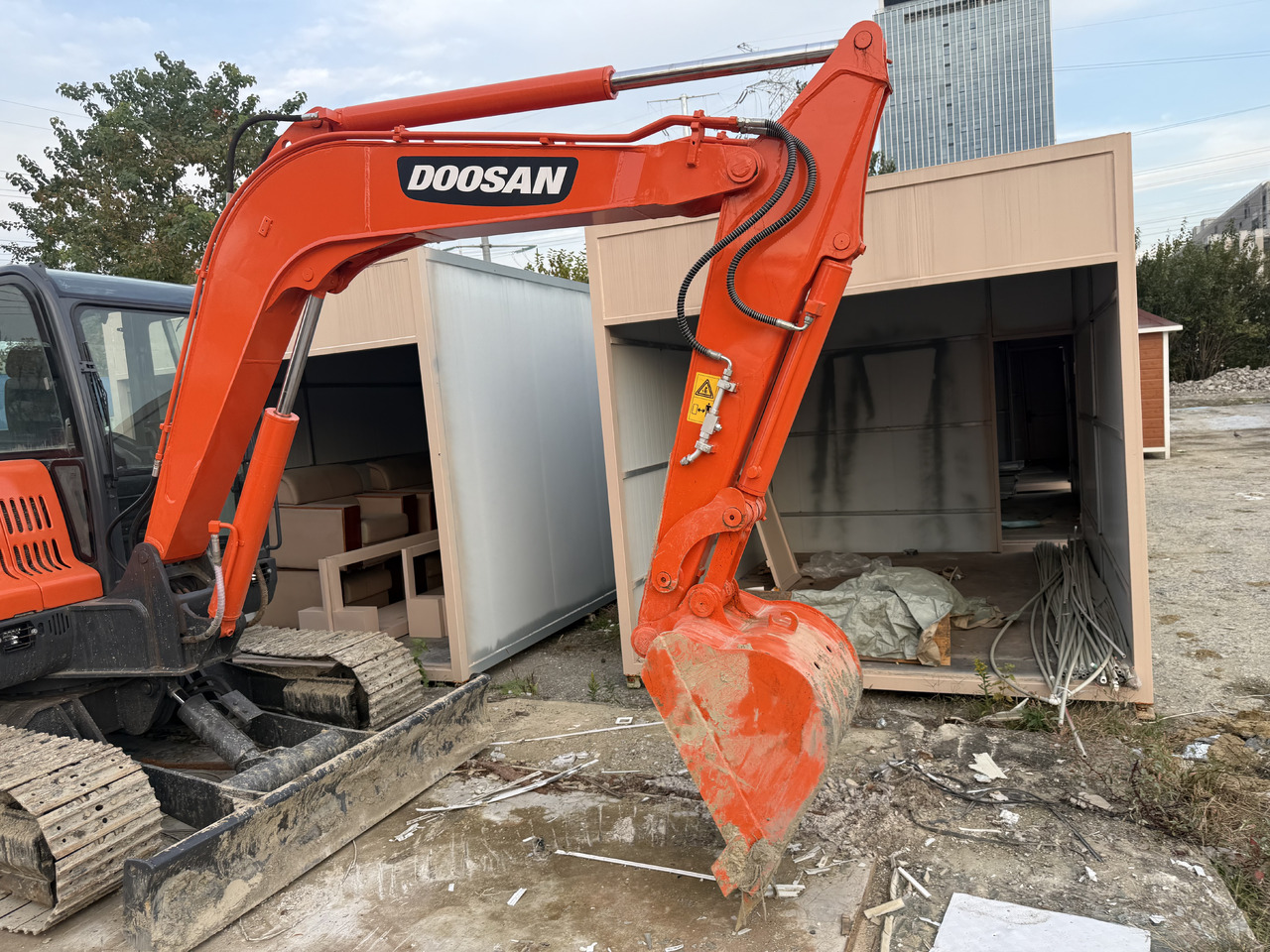 DOOSAN Used large Doosan DX60 excavators, original DX60 used excavators, 6-ton DX60 hydraulic excavators, best-selling at low prices. - Ekskavator mini: gambar 1 DOOSAN Used large Doosan DX60 excavators, original DX60 used excavators, 6-ton DX60 hydraulic excavators, best-selling at low prices. - Ekskavator mini: gambar 1