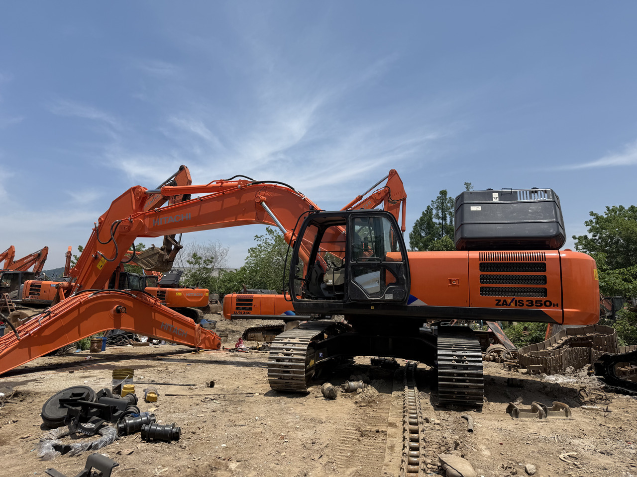 HITACHI used hitachi 350-5g excavator - Ekskavator roda: gambar 2 HITACHI used hitachi 350-5g excavator - Ekskavator roda: gambar 2