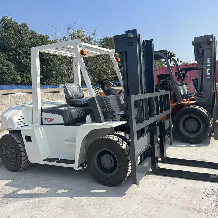 High Quality TCM 7 Ton with Hydraulic Distance Adjustment Used Forklift in Stock Used tcm Forklift 7 Ton Used tcm Fd70 Forklift - Forklift: gambar 1 High Quality TCM 7 Ton with Hydraulic Distance Adjustment Used Forklift in Stock Used tcm Forklift 7 Ton Used tcm Fd70 Forklift - Forklift: gambar 1