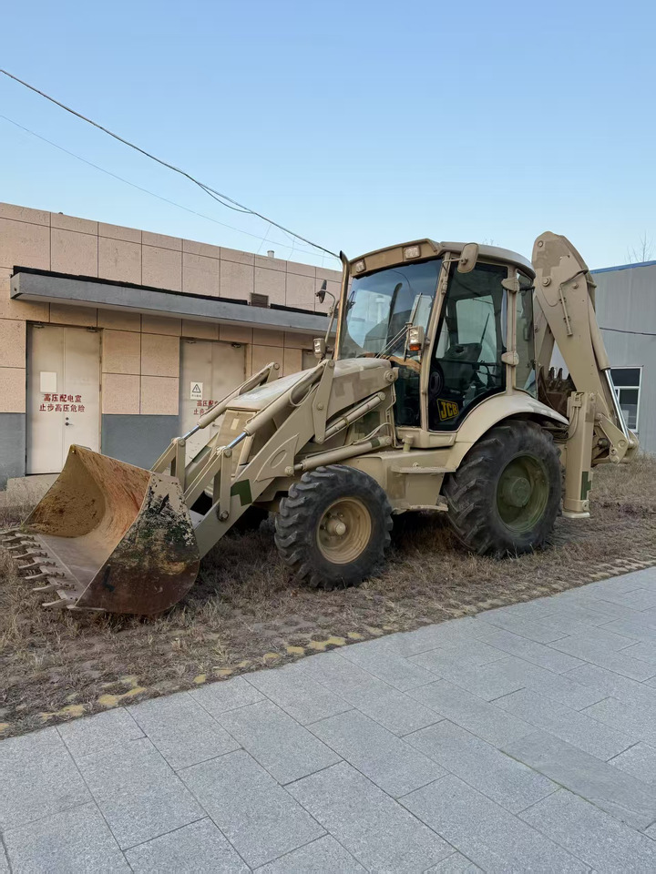 Ekskavator JCB 3CX: gambar 22