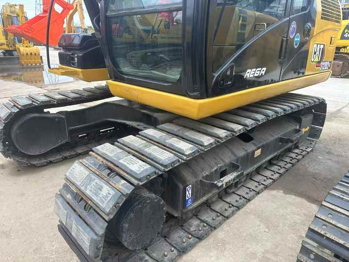 Low Working Time CAT 312D2 Excavator Caterpillar Used 15ton Cat312D2 No Reviews yet - Ekskavator perayap: gambar 4 Low Working Time CAT 312D2 Excavator Caterpillar Used 15ton Cat312D2 No Reviews yet - Ekskavator perayap: gambar 4