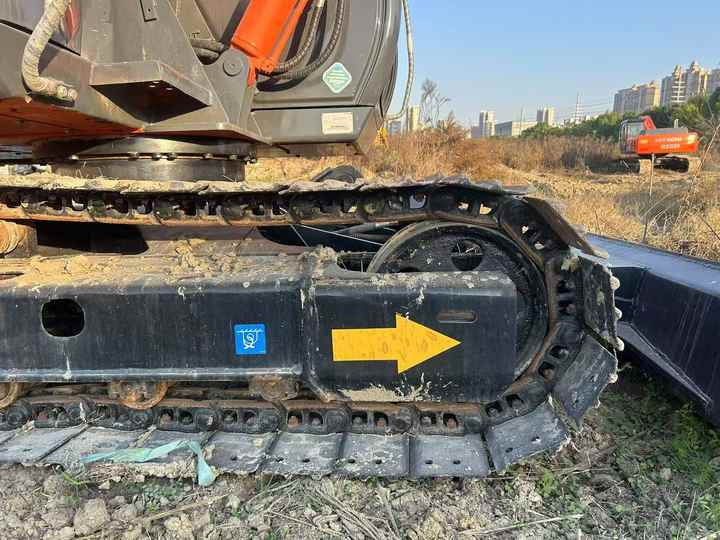 Ekskavator Original Japan  Hitachi Used Zx55 Excavator for Sale Used Hitachi Zx60 Zx70 Hydraulic Excavator Hitachi Zaxis 55 Digger [ Copy ]: gambar 6