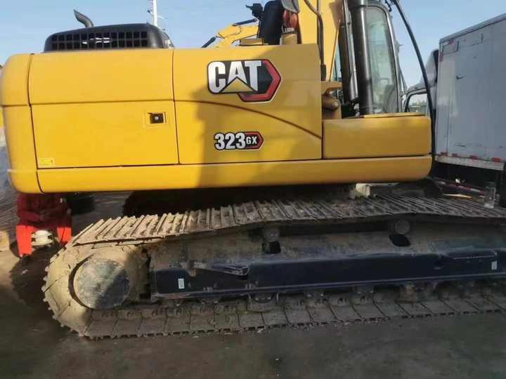 Used Digger CAT 323GX Construction Machinery Construction Digger Used CAT 323GX Cheap Excavator - Ekskavator perayap: gambar 3 Used Digger CAT 323GX Construction Machinery Construction Digger Used CAT 323GX Cheap Excavator - Ekskavator perayap: gambar 3
