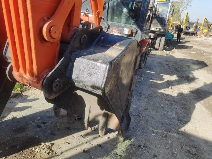 Used Digger Doosan Dh150w-7 Construction Machinery Construction Digger Used Doosan Dh150w-7 Cheap Excavator - Ekskavator perayap: gambar 2 Used Digger Doosan Dh150w-7 Construction Machinery Construction Digger Used Doosan Dh150w-7 Cheap Excavator - Ekskavator perayap: gambar 2