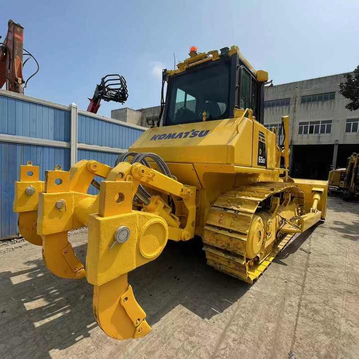 Used Komatsu Bulldozer D65 Strong Power Komatsu D65 Track Dozer for Sale - Bulldozer: gambar 1 Used Komatsu Bulldozer D65 Strong Power Komatsu D65 Track Dozer for Sale - Bulldozer: gambar 1
