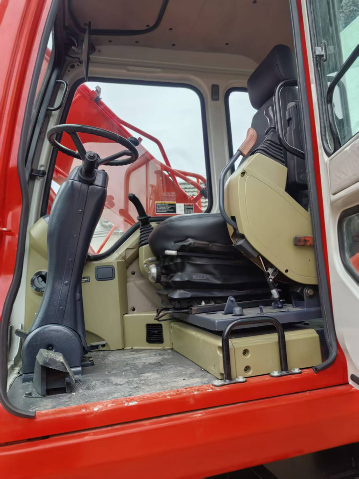 Ekskavator roda doosan Used DH150W-7 wheeled excavator for sale at a low price.: gambar 6 Ekskavator roda doosan Used DH150W-7 wheeled excavator for sale at a low price.: gambar 6