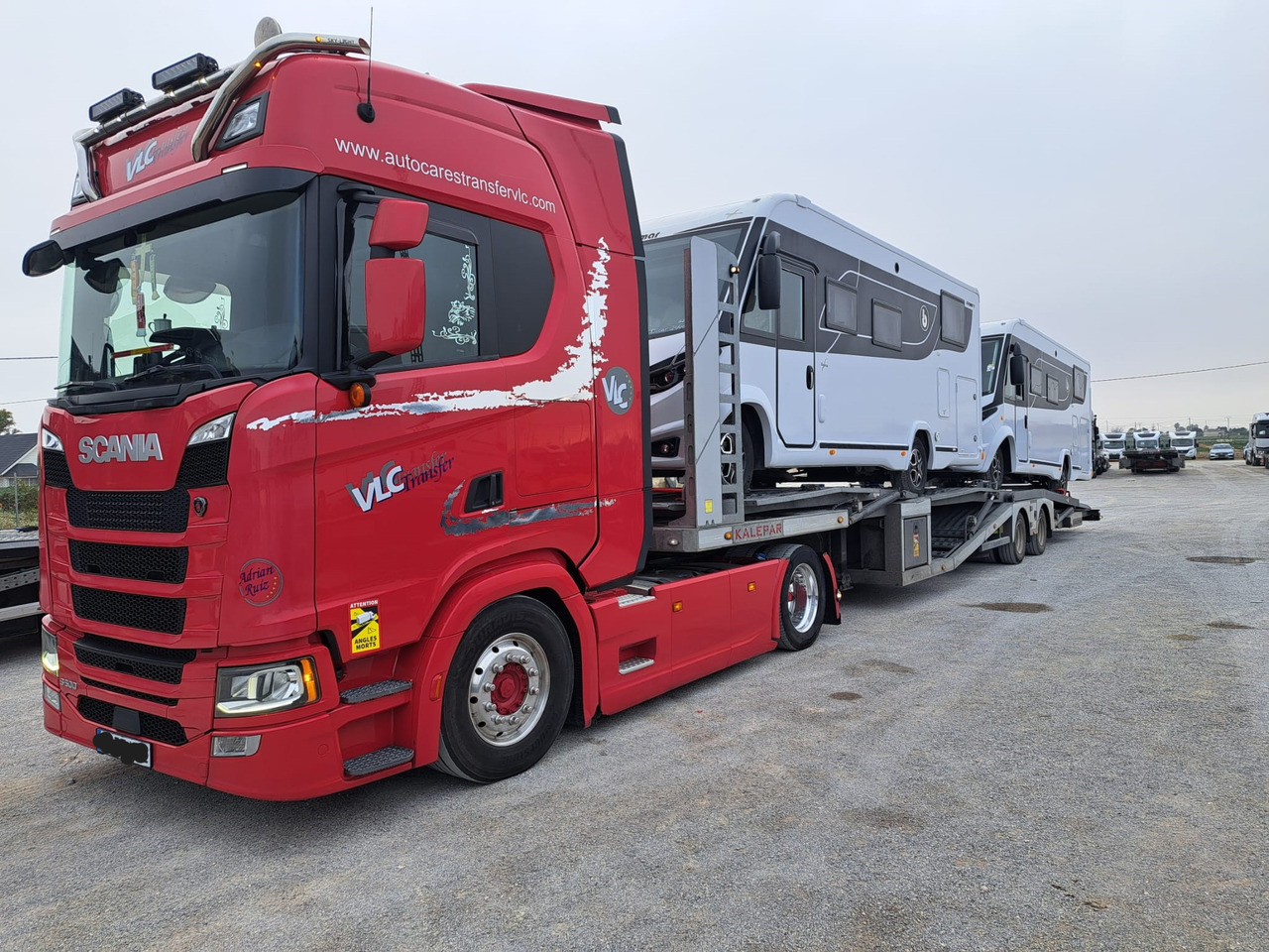Scania S500 - Truk pengangkut mobil: gambar 1 Scania S500 - Truk pengangkut mobil: gambar 1
