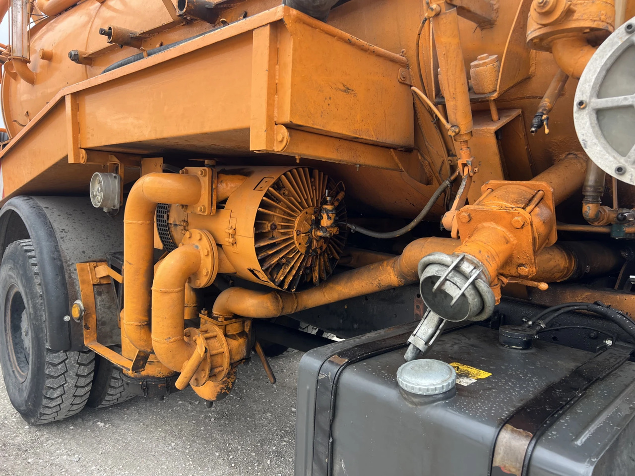 Truk vakum Mercedes-Benz 1928 4x4, ВОМА, Две камери, Внос ,: gambar 12