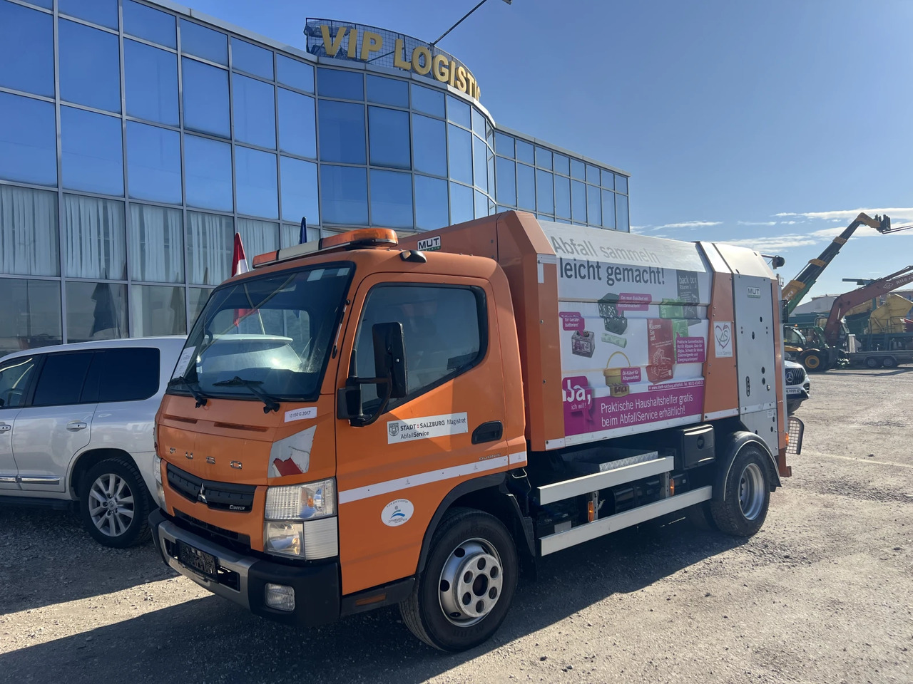 Mitsubishi Fuso Ротопреса-Mini, Нов внос - Truk tangki: gambar 2 Mitsubishi Fuso Ротопреса-Mini, Нов внос - Truk tangki: gambar 2