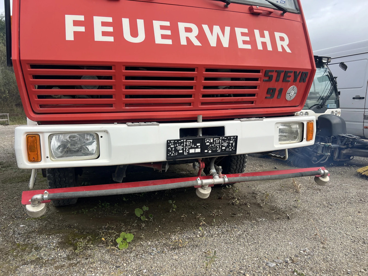 Steyr 791 4х4, 27000 км.Водоноска, FEUERWEHR, - Truk pemadam kebakaran: gambar 3 Steyr 791 4х4, 27000 км.Водоноска, FEUERWEHR, - Truk pemadam kebakaran: gambar 3