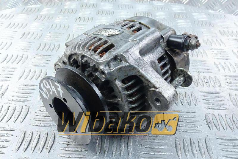 Alternator Cummins C6008611611 - Alternator untuk Peralatan konstruksi: gambar 1 Alternator Cummins C6008611611 - Alternator untuk Peralatan konstruksi: gambar 1