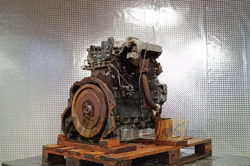 Perkins 1004-4 AA - Mesin untuk Peralatan konstruksi: gambar 1 Perkins 1004-4 AA - Mesin untuk Peralatan konstruksi: gambar 1