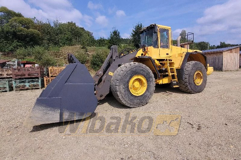 Volvo L220E - Wheel loader: gambar 1 Volvo L220E - Wheel loader: gambar 1