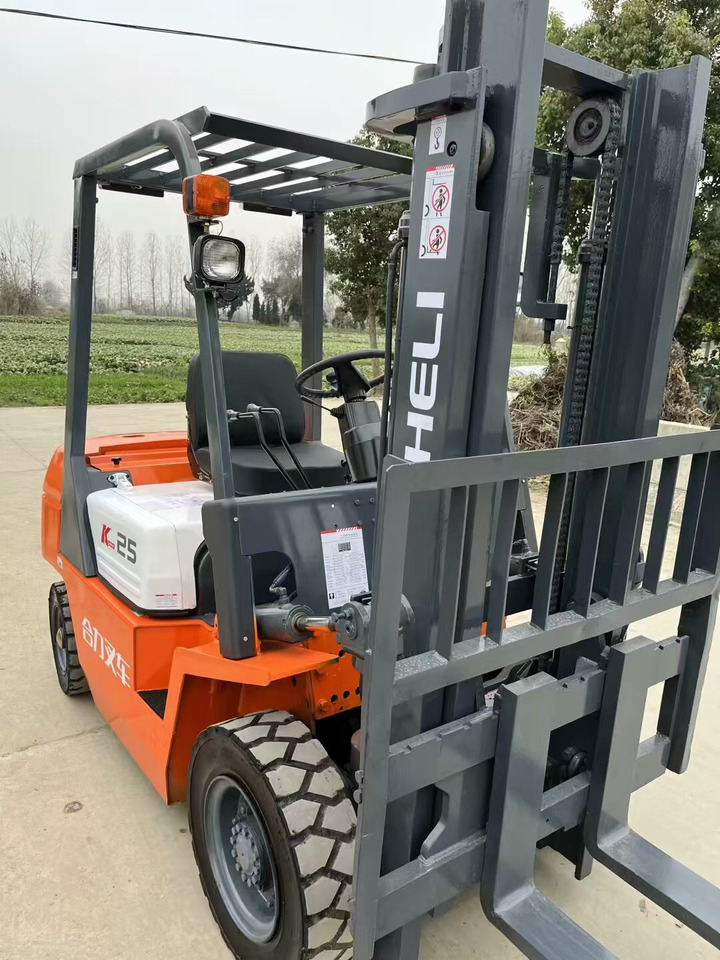 Anhui Heli 2.5-ton - Spider lift: gambar 3 Anhui Heli 2.5-ton - Spider lift: gambar 3