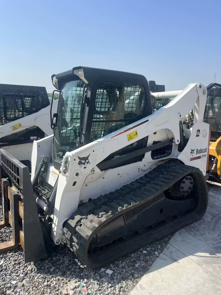 BOBCAT T770 - Scissor lifts: gambar 4 BOBCAT T770 - Scissor lifts: gambar 4
