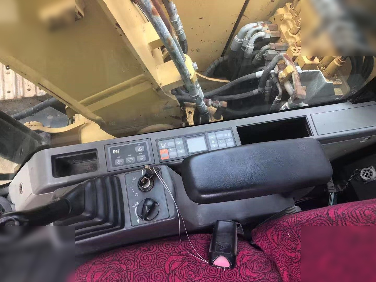 CATERPILLAR 307D - Ekskavator perayap: gambar 3 CATERPILLAR 307D - Ekskavator perayap: gambar 3