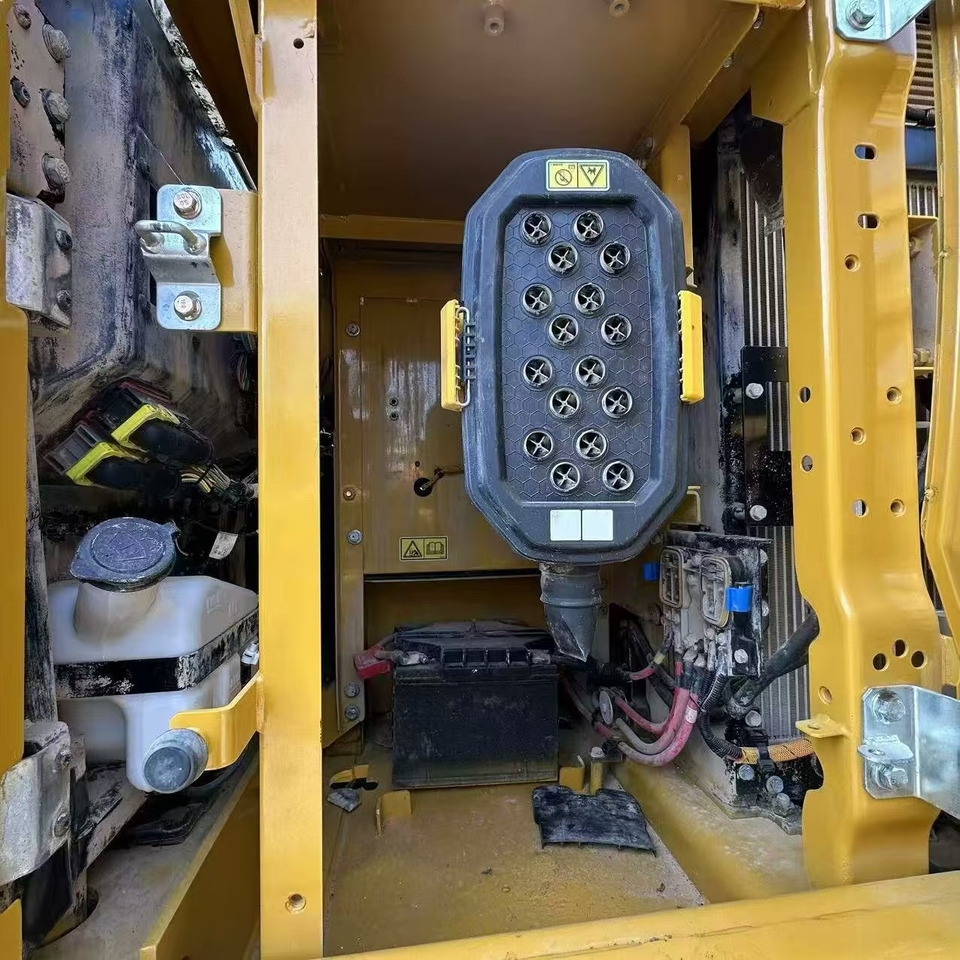 CATERPILLAR 320GC - Ekskavator perayap: gambar 5 CATERPILLAR 320GC - Ekskavator perayap: gambar 5
