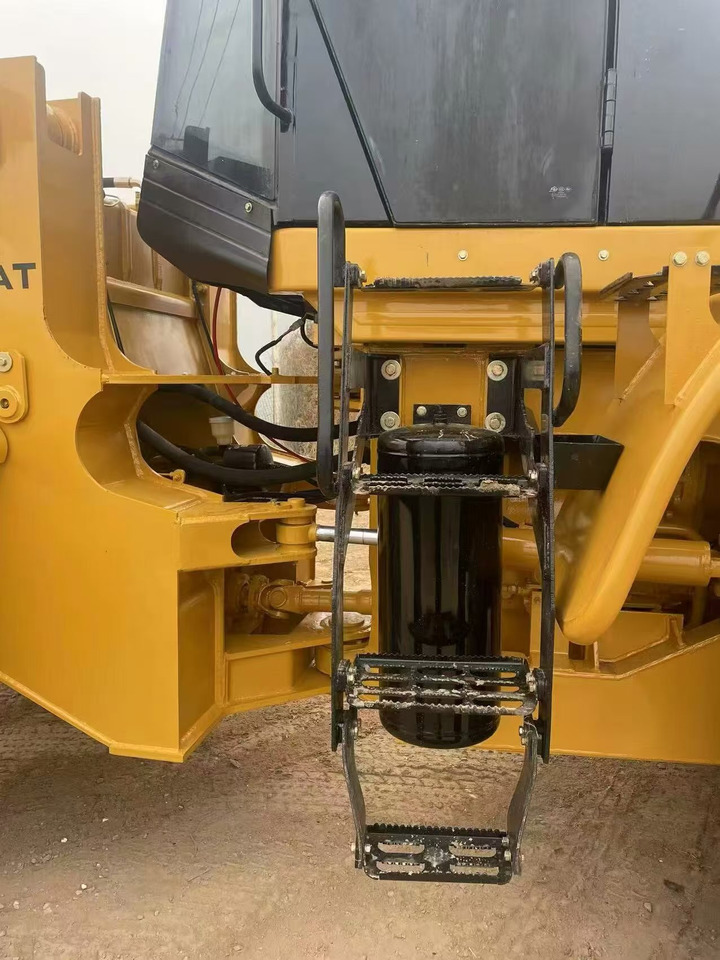 CATERPILLAR 950H - Wheel loader: gambar 4 CATERPILLAR 950H - Wheel loader: gambar 4